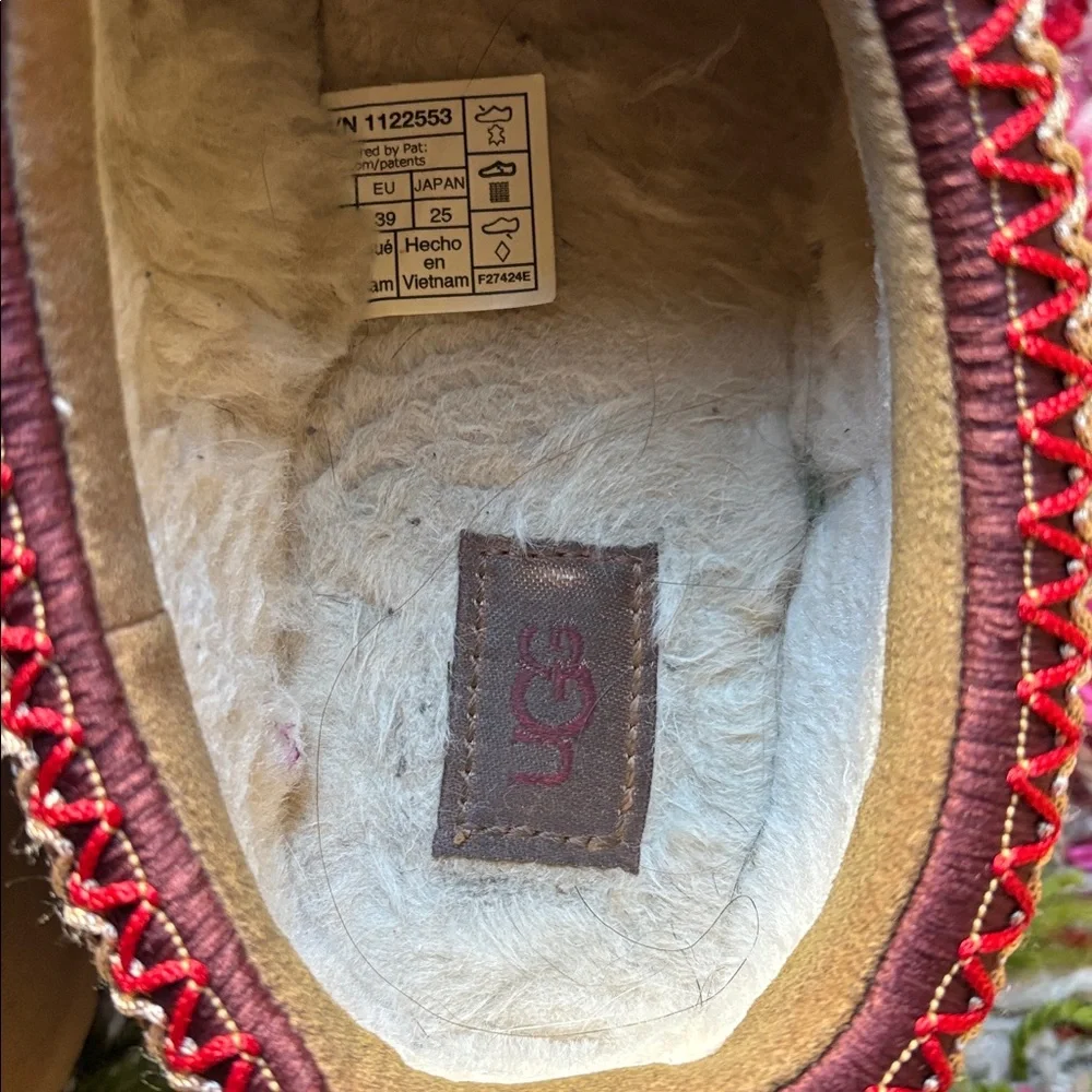 UGG Tazz II Chestnut Platform Slippers with Red Accents